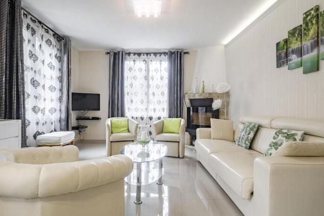 Villa Maison Blanche Tulle 1 A 4 Personnes Екстериор снимка