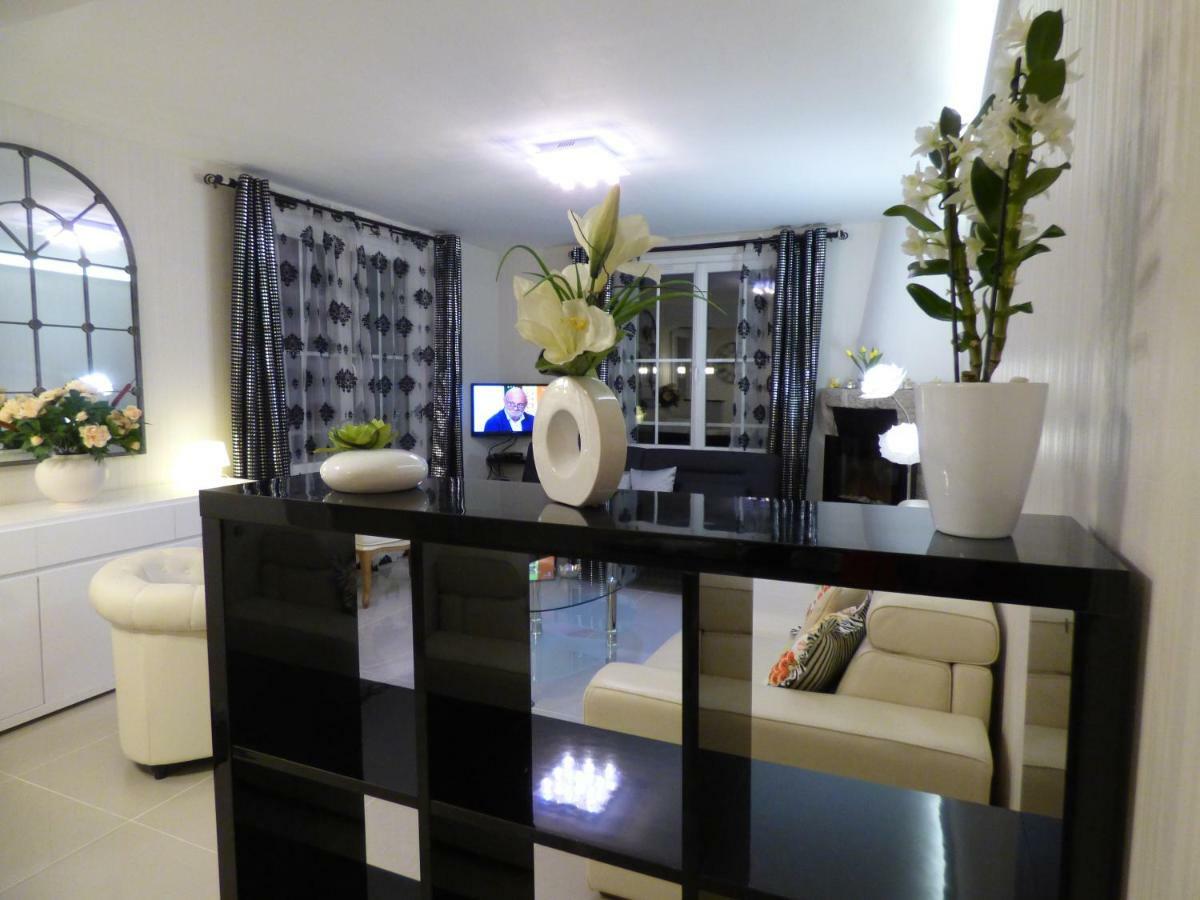 Villa Maison Blanche Tulle 1 A 4 Personnes Екстериор снимка